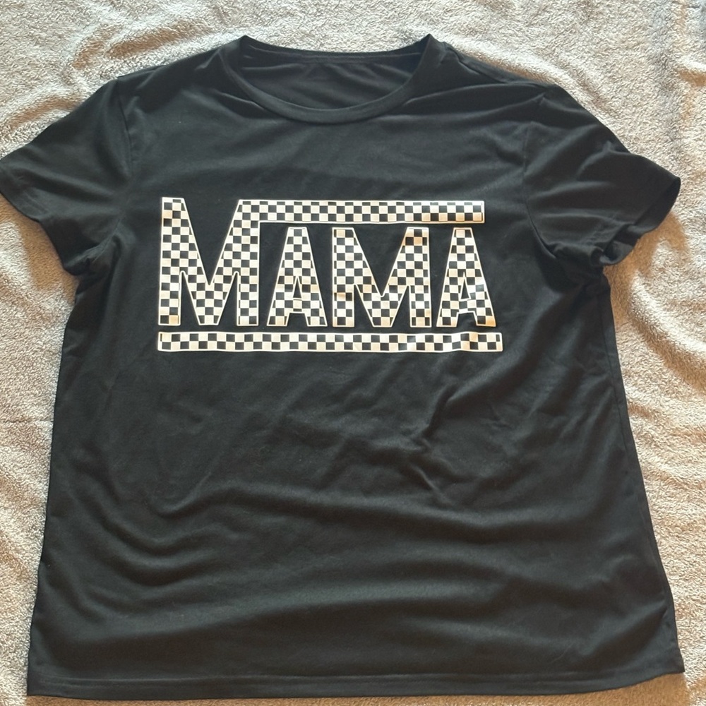 NWOT SHEIN Mama Women’s Black Tee with Checkered Graphic Medium - Picture 2 of 5